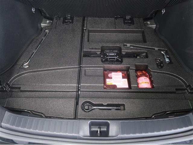 プリウス Sセーフティプラス 衝突回避システム エアロ Bモニター LEDライト クルコン ETC装備 スマートKEY ナビTV イモビライザー 横滑り防止機能 PW カーテンエアバッグ キーレスエントリー オ-トエアコン アルミ(33枚目)