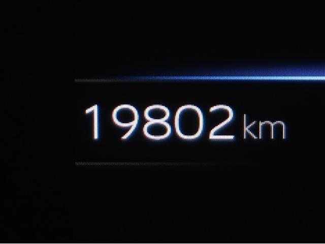 プリウス Ｚ　リアカメラ　プリクラッシュ　ＰＷシート　１オーナ　メモリナビ　ＡＣ１００Ｖ電源　ＬＥＤランプ　ナビ・ＴＶ　オートクルーズ　アルミホイール　ドライブレコーダ　ＡＣ　運転席エアバッグ　横滑り防止装置（10枚目）