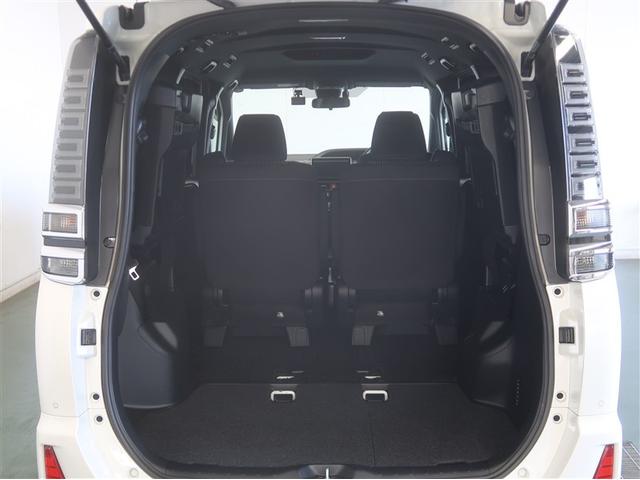 ヴォクシー ハイブリッドＺＳ　煌ＩＩ　電動両側スライドドア　ドライブレコーダ　パワーステアリング　ＤＶＤ再生可　エアロ　リアクーラー　スマキー　地デジＴＶ　ＡＵＸ　横滑防止　１オーナー　Ｗエアバック　ＡＡＣ　ＬＥＤランプ　エアバッグ（32枚目）