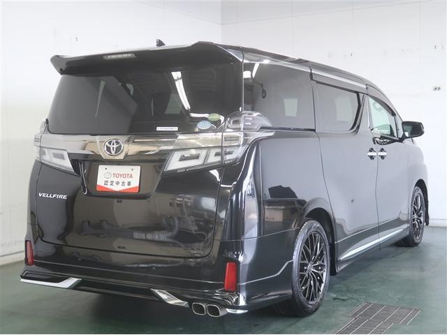 ヴェルファイア ２．５Ｚ　両自動ドア　アルミホイル　地デジ　エアロ　Ｂカメラ　オートクルーズコントロール　ダブルエアコン　ＬＥＤライト　横滑り防止装置付き　スマートエントリー　ＥＴＣ　ＤＶＤ　キーレスエントリー　ＡＡＣ　ＡＢＳ（8枚目）