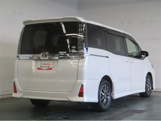 ヴォクシー ＺＳ　両電動スライドドア　サンルーフ　地デジ　盗難防止システム　オートエアコン　ダブルエアバッグ　ＤＶＤ再生可　ドライブレコーダー　ＥＴＣ　ＬＥＤヘッドライト　キーレスエントリー　メモリーナビ　ナビＴＶ（8枚目）