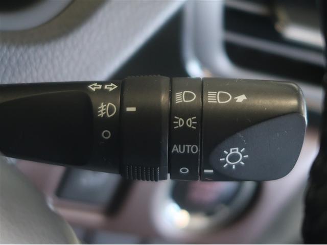 エスクァイア Ｇｉ　両側Ｐドア　スマートキーＰスタート　リアカメラ　アイドリングＳＴＯＰ　ＥＴＣ車載器　オートエアコン　イモビライザー　オートクルーズコントロール　キーレス　ナビＴＶ　ＡＢＳ　３列　メモリナビ　Ｗエアコン（22枚目）