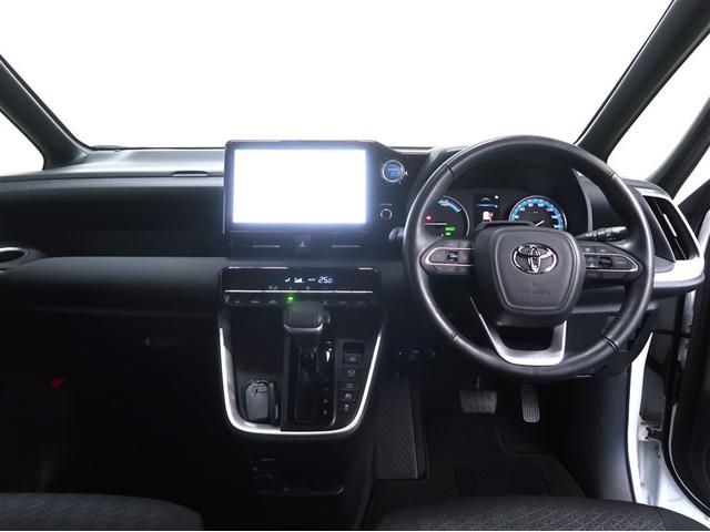 �X�^�C���b�V���ȃf�U�C���̃C���p�l�B�e����X�C�b�`�͎g���Ղ��ʒu�ɔz�u����Ă܂��B