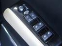 Ｖ　Ｌエディション　地デジ　Ｂカメラ　ＬＥＤ　本革　サンルーフ　クルコン　ワンオーナー　衝突軽減　両側電動ドア　１００Ｖ電源　ＤＶＤ再生　メモリーナビ　４ＷＤ　ＥＴＣ　スマートキー　３列シート　アルミホイール　寒冷地仕様（23枚目）