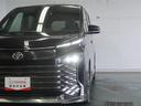 LEDヘッドライトです。デザイン性が良くとても明るいので、夜間の走行や悪天候でも安心です。しかも長寿命!