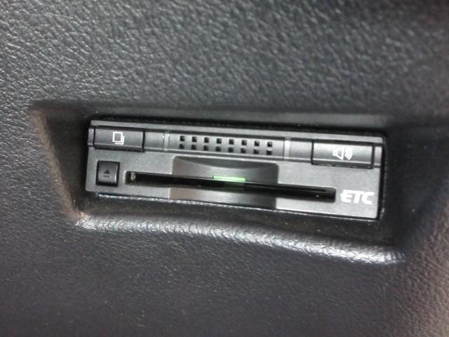 シエンタ ハイブリッドＧ　フルセグ　メモリーナビ　ＤＶＤ再生　バックカメラ　衝突被害軽減システム　ＥＴＣ　両側電動スライド　ＬＥＤヘッドランプ　乗車定員７人（16枚目）