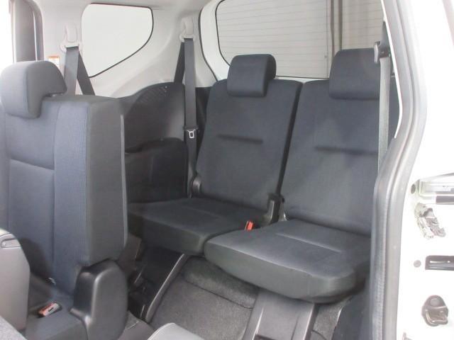 シエンタ ハイブリッドＧ　フルセグ　メモリーナビ　ＤＶＤ再生　バックカメラ　衝突被害軽減システム　ＥＴＣ　両側電動スライド　ＬＥＤヘッドランプ　乗車定員７人（27枚目）