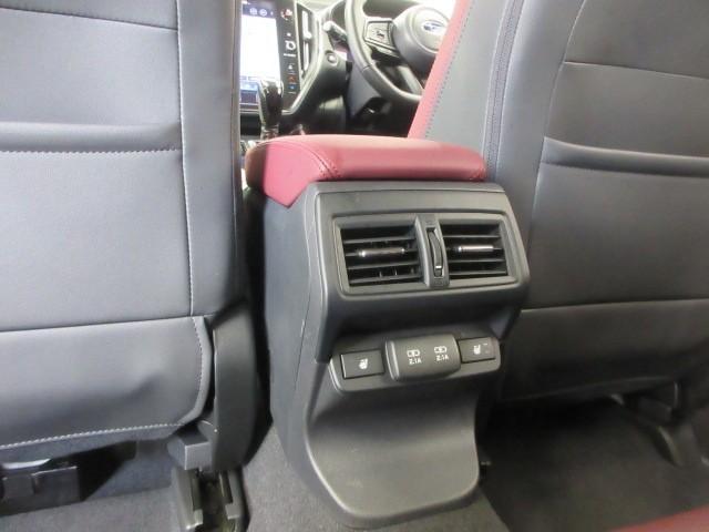 レヴォーグ STIスポーツR EX 革シート 4WD フルセグ メモリーナビ バックカメラ 衝突被害軽減システム ETC LEDヘッドランプ(16枚目)