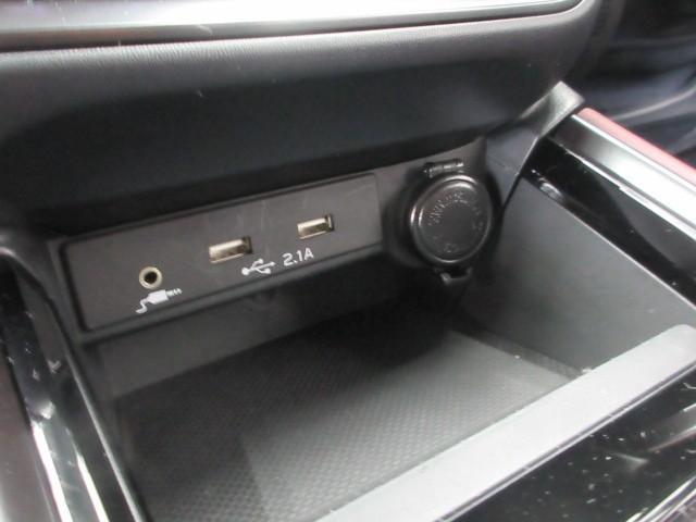 レヴォーグ STIスポーツR EX 革シート 4WD フルセグ メモリーナビ バックカメラ 衝突被害軽減システム ETC LEDヘッドランプ(25枚目)