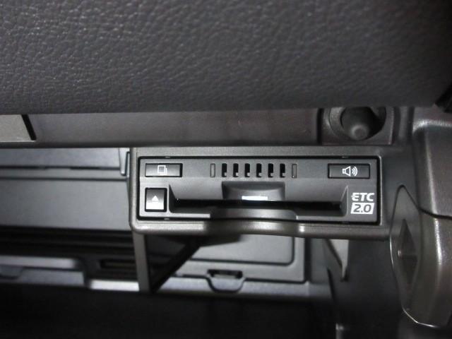 ＵＸ ＵＸ２５０ｈ　Ｆスポーツ　フルセグ　メモリーナビ　ＤＶＤ再生　バックカメラ　衝突被害軽減システム　ＥＴＣ　ドラレコ　ＬＥＤヘッドランプ（16枚目）