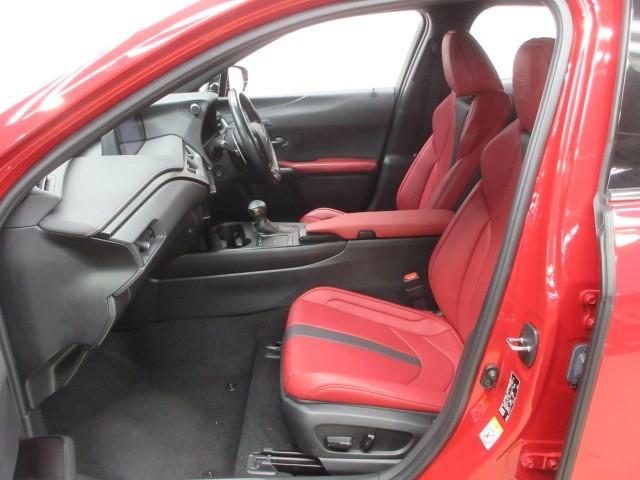 ＵＸ ＵＸ２５０ｈ　Ｆスポーツ　フルセグ　メモリーナビ　ＤＶＤ再生　バックカメラ　衝突被害軽減システム　ＥＴＣ　ドラレコ　ＬＥＤヘッドランプ（31枚目）