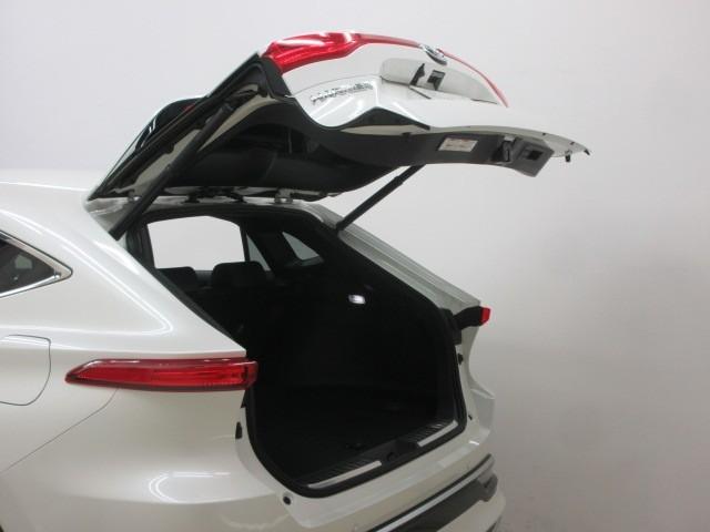 ハリアー Ｚ　フルセグ　メモリーナビ　バックカメラ　衝突被害軽減システム　ＥＴＣ　ドラレコ　ＬＥＤヘッドランプ　フルエアロ（11枚目）