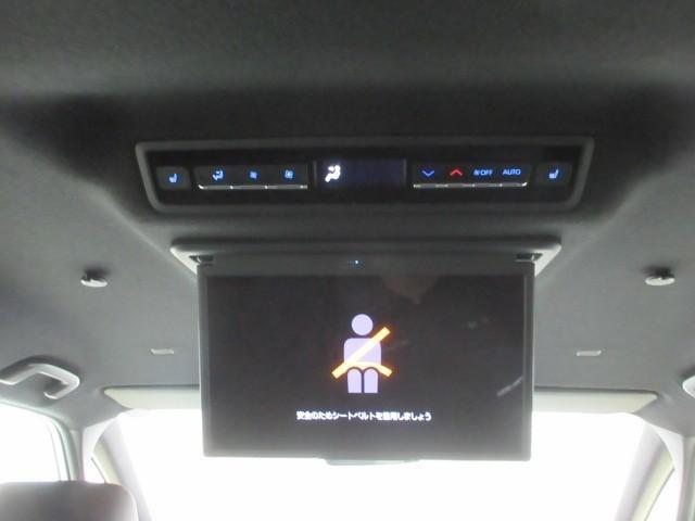 ヴォクシー ハイブリッドS-Z フルセグ メモリーナビ DVD再生 バックカメラ 衝突被害軽減システム ETC 両側電動スライド LEDヘッドランプ 乗車定員7人 3列シート フルエアロ(19枚目)