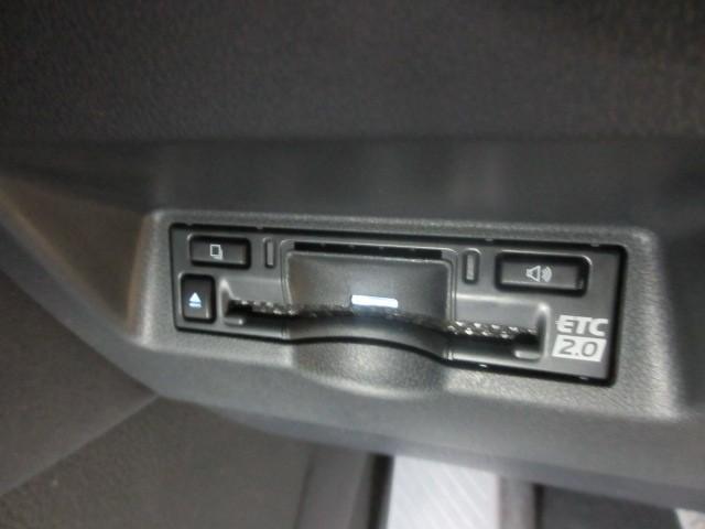 アルファード Ｚ　フルセグ　メモリーナビ　バックカメラ　衝突被害軽減システム　ＥＴＣ　ドラレコ　両側電動スライド　ＬＥＤヘッドランプ　乗車定員７人　３列シート（18枚目）