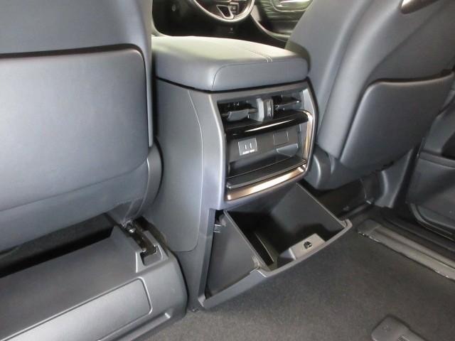 アルファード Ｚ　フルセグ　メモリーナビ　バックカメラ　衝突被害軽減システム　ＥＴＣ　ドラレコ　両側電動スライド　ＬＥＤヘッドランプ　乗車定員７人　３列シート（20枚目）