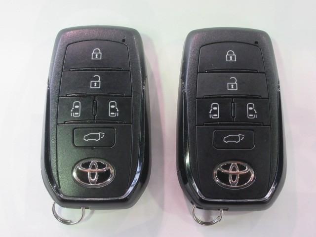 ノア ハイブリッドＳ－Ｚ　フルセグ　メモリーナビ　ＤＶＤ再生　後席モニター　バックカメラ　衝突被害軽減システム　ＥＴＣ　両側電動スライド　ＬＥＤヘッドランプ　乗車定員７人　３列シート（36枚目）