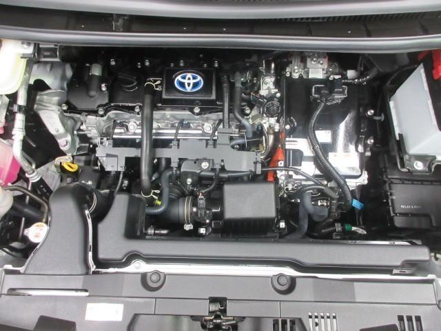 ノア ハイブリッドＳ－Ｚ　フルセグ　メモリーナビ　ＤＶＤ再生　後席モニター　バックカメラ　衝突被害軽減システム　ＥＴＣ　両側電動スライド　ＬＥＤヘッドランプ　乗車定員７人　３列シート（39枚目）