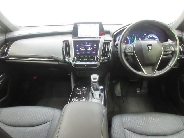 クラウンハイブリッド Ｇ　フルセグ　メモリーナビ　ＤＶＤ再生　バックカメラ　衝突被害軽減システム　ＥＴＣ　ＬＥＤヘッドランプ（6枚目）