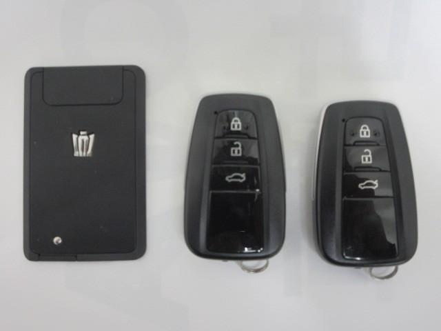 クラウンハイブリッド Ｇ　フルセグ　メモリーナビ　ＤＶＤ再生　バックカメラ　衝突被害軽減システム　ＥＴＣ　ＬＥＤヘッドランプ（37枚目）