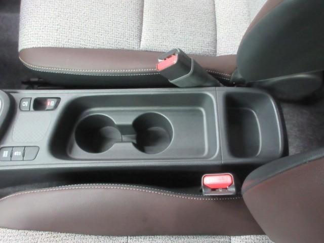 ヤリスクロス Z フルセグ メモリーナビ バックカメラ 衝突被害軽減システム ETC LEDヘッドランプ(26枚目)