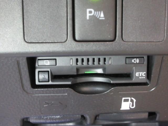 トール カスタムＧ　リミテッド　ＳＡＩＩＩ　フルセグ　メモリーナビ　ＤＶＤ再生　バックカメラ　衝突被害軽減システム　ＥＴＣ　ドラレコ　両側電動スライド　ＬＥＤヘッドランプ　アイドリングストップ（19枚目）