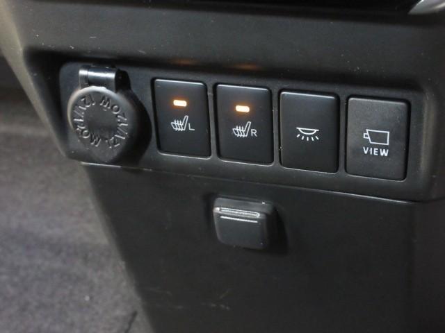 トール カスタムＧ　リミテッド　ＳＡＩＩＩ　フルセグ　メモリーナビ　ＤＶＤ再生　バックカメラ　衝突被害軽減システム　ＥＴＣ　ドラレコ　両側電動スライド　ＬＥＤヘッドランプ　アイドリングストップ（21枚目）