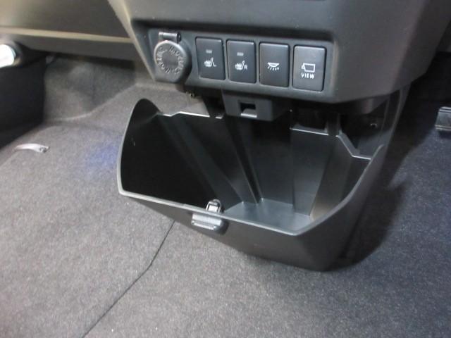 トール カスタムＧ　リミテッド　ＳＡＩＩＩ　フルセグ　メモリーナビ　ＤＶＤ再生　バックカメラ　衝突被害軽減システム　ＥＴＣ　ドラレコ　両側電動スライド　ＬＥＤヘッドランプ　アイドリングストップ（27枚目）