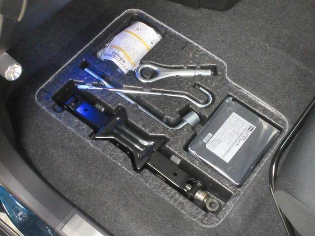 トール カスタムＧ　リミテッド　ＳＡＩＩＩ　フルセグ　メモリーナビ　ＤＶＤ再生　バックカメラ　衝突被害軽減システム　ＥＴＣ　ドラレコ　両側電動スライド　ＬＥＤヘッドランプ　アイドリングストップ（28枚目）