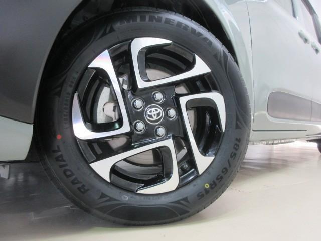 シエンタ ハイブリッドZ フルセグ メモリーナビ バックカメラ 衝突被害軽減システム ETC ドラレコ 両側電動スライド LEDヘッドランプ 乗車定員7人 3列シート(9枚目)