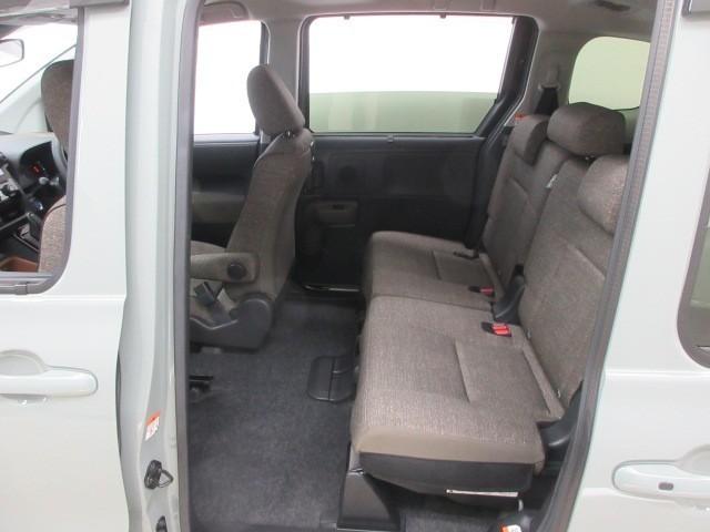 シエンタ ハイブリッドZ フルセグ メモリーナビ バックカメラ 衝突被害軽減システム ETC ドラレコ 両側電動スライド LEDヘッドランプ 乗車定員7人 3列シート(31枚目)