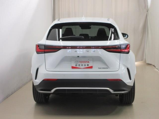 ＮＸ ＮＸ３５０ｈ　Ｆスポーツ　革シート　サンルーフ　フルセグ　メモリーナビ　バックカメラ　衝突被害軽減システム　ＥＴＣ　ドラレコ　ＬＥＤヘッドランプ（4枚目）