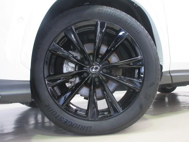 ＮＸ ＮＸ３５０ｈ　Ｆスポーツ　革シート　サンルーフ　フルセグ　メモリーナビ　バックカメラ　衝突被害軽減システム　ＥＴＣ　ドラレコ　ＬＥＤヘッドランプ（8枚目）