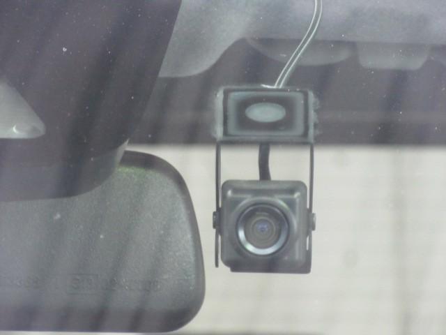 ������̃g���u���̂Ƃ��ɂ����ɗ��h���C�u���R�[�_�[�𑕔����Ă��܂��B���ʏՓ˂╝�񂹁E���荞�ݑ΍�ɁI