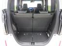 4名乗車時の荷室です。