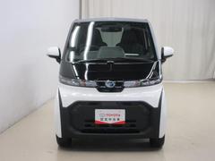 ２人乗りの電気自動車です。 2