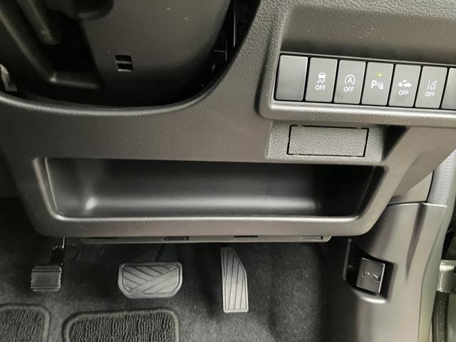 クロスビー ＨＹＢＲＩＤ　ＭＺ　３型　元試乗車　フルタイム４ＷＤ／６ＡＴ（42枚目）