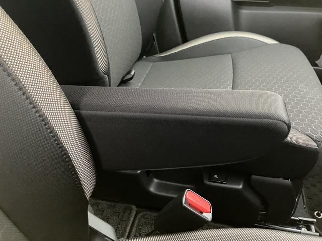 クロスビー ＨＹＢＲＩＤ　ＭＺ　３型　元試乗車　フルタイム４ＷＤ／６ＡＴ（44枚目）