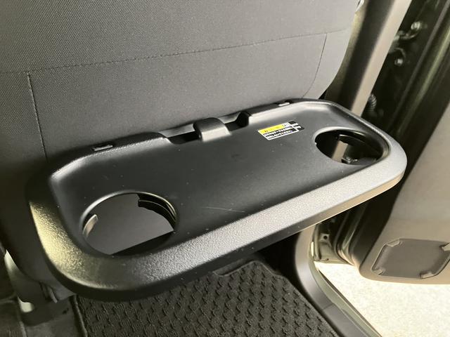 クロスビー ＨＹＢＲＩＤ　ＭＺ　３型　元試乗車　フルタイム４ＷＤ／６ＡＴ（50枚目）