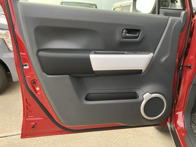 ハスラー Ｇ　ＭＲ３１Ｓ．ＭＲ４１Ｓ　今でも人気のハスラー！！走行　約１７０００ＫＭ　ナビついてます！！（64枚目）