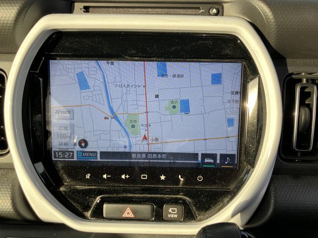 �Ԃ̑O�㍶�E�ɂS�̃J������ݒu�B�Ԃ�^�ォ�猩���悤�ȉf�����f���o���Ă����J�[�i�r�Q�[�V�����t�B