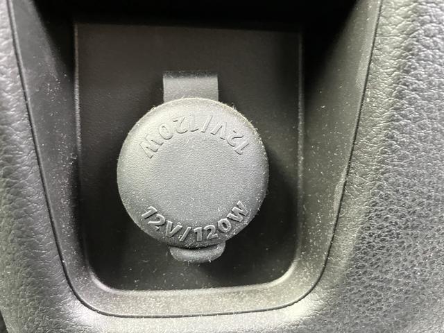 ������ɂ̓A�N�Z�T���[�\�P�b�g���t���Ă��܂�