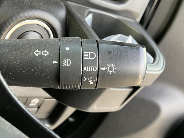 �����炩��I�[�g���C�g�֑̐ؑ��삪�\�ł��B