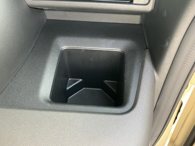 スペーシアギア ギア　ＨＹＢＲＩＤ　ＸＺターボ　３型　全方位９インチナビ（62枚目）