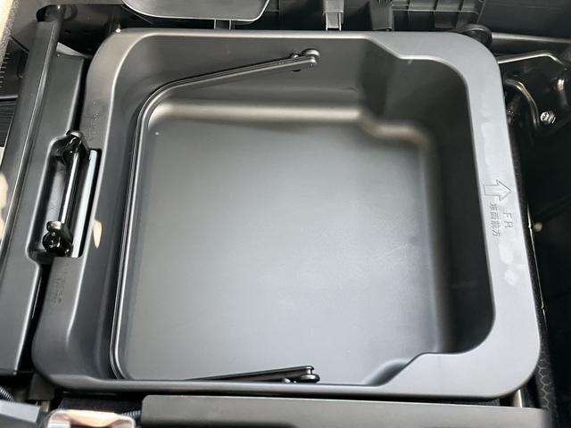 スペーシアギア ギア　ＨＹＢＲＩＤ　ＸＺターボ　３型　全方位９インチナビ（70枚目）