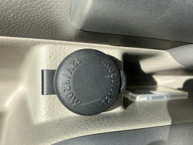 エブリイワゴン ＰＺターボ　標準ルーフ　５型　運転席側シートヒーター　パワーステアリング　パワーウィンドウ　エアコン　電動格納ミラー　アイドリングストップ　ＡＢＳ　横滑り防止装置　衝突安全ボディ　オートライト　衝突被害軽減システム（6枚目）