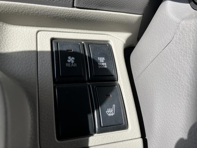 エブリイワゴン ＰＺターボ　標準ルーフ　５型　運転席側シートヒーター　パワーステアリング　パワーウィンドウ　エアコン　電動格納ミラー　アイドリングストップ　ＡＢＳ　横滑り防止装置　衝突安全ボディ　オートライト　衝突被害軽減システム（8枚目）