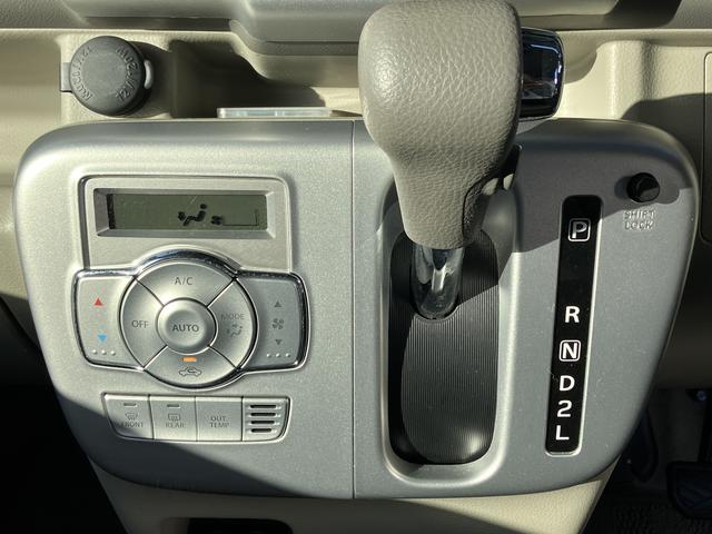 エブリイワゴン ＰＺターボ　標準ルーフ　５型　運転席側シートヒーター　パワーステアリング　パワーウィンドウ　エアコン　電動格納ミラー　アイドリングストップ　ＡＢＳ　横滑り防止装置　衝突安全ボディ　オートライト　衝突被害軽減システム（10枚目）