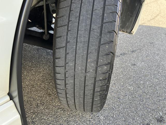 エブリイワゴン ＰＺターボ　標準ルーフ　５型　運転席側シートヒーター　パワーステアリング　パワーウィンドウ　エアコン　電動格納ミラー　アイドリングストップ　ＡＢＳ　横滑り防止装置　衝突安全ボディ　オートライト　衝突被害軽減システム（17枚目）