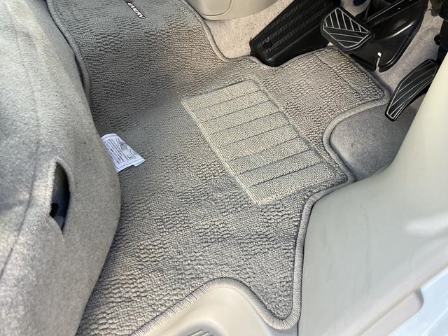 エブリイワゴン ＰＺターボ　標準ルーフ　５型　運転席側シートヒーター　パワーステアリング　パワーウィンドウ　エアコン　電動格納ミラー　アイドリングストップ　ＡＢＳ　横滑り防止装置　衝突安全ボディ　オートライト　衝突被害軽減システム（76枚目）