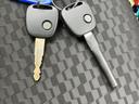 鍵は２本付属しています。